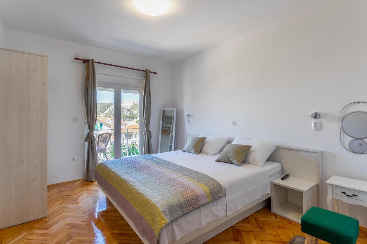 Apartments Luksa - Zf Hvar Đảo Hvar Ngoại thất bức ảnh