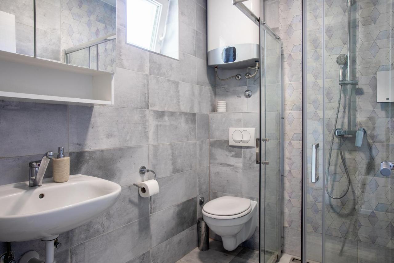 Apartments Luksa - Zf Hvar Đảo Hvar Ngoại thất bức ảnh
