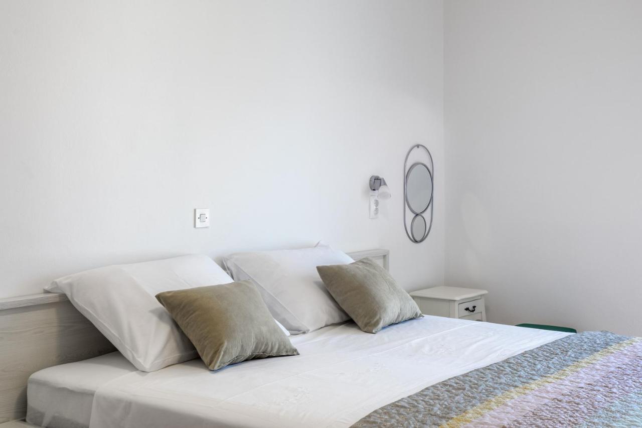 Apartments Luksa - Zf Hvar Đảo Hvar Ngoại thất bức ảnh
